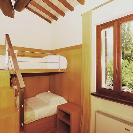 Apartamento Stunning In With Wifi Foligno